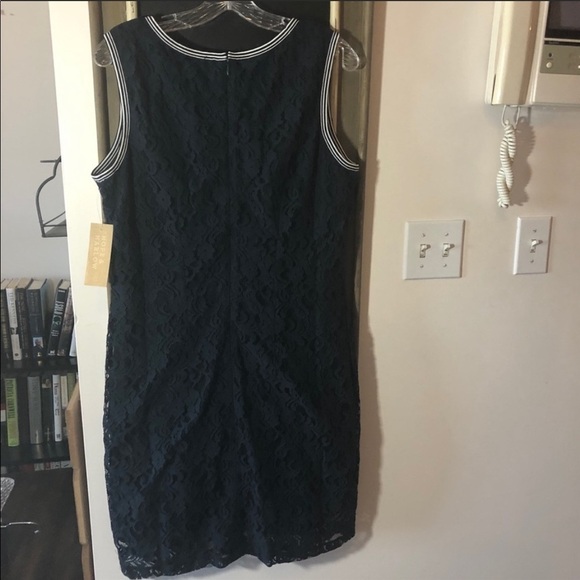 Hope & Harlow Contrast Trim Lace Dress Size 12 - Picture 4 of 5